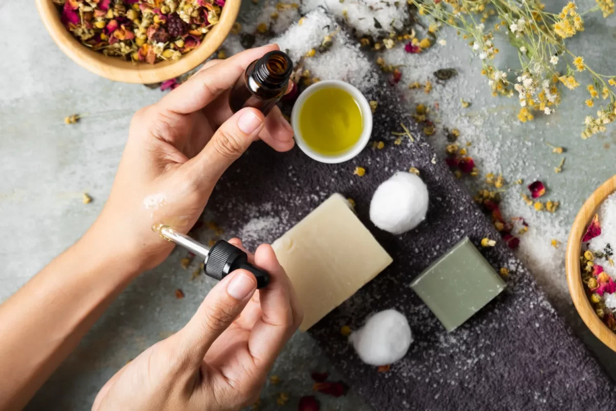 فعالیت تیم سازی: عطرسازی و تجربه آروماتراپی