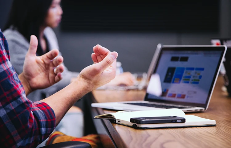 ارتباطات افقی ضعیف