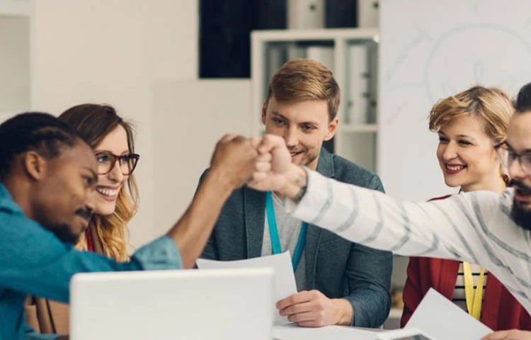 تیمسازی و فعالیتهای گروهی